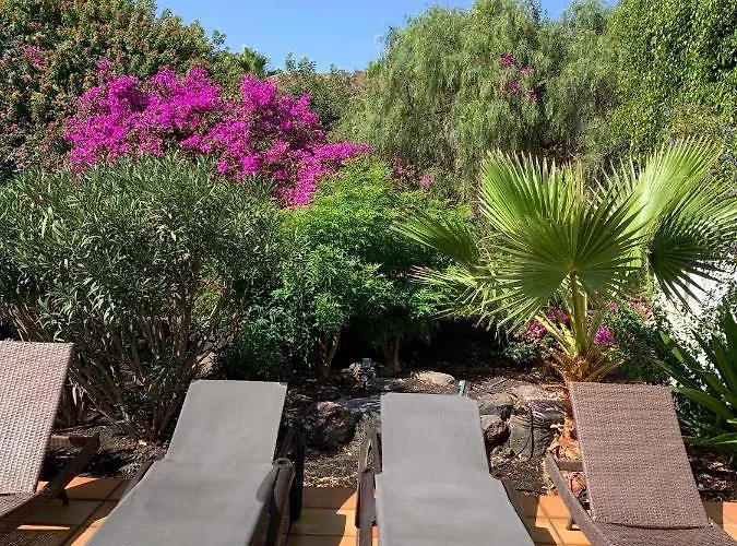 Lovely Nico Playa Blanca, Hot Tub, Communal Pool *