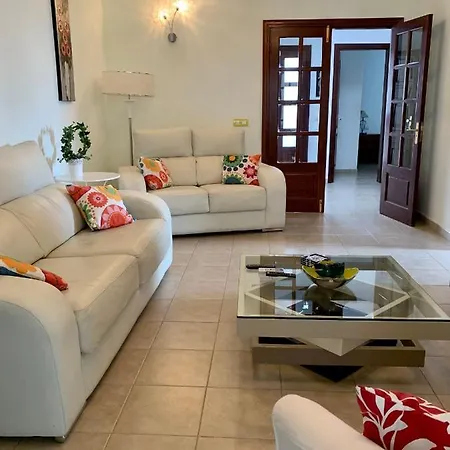 Lovely Nico Playa Blanca, Hot Tub, Communal Pool Vila Playa Blanca (Lanzarote)