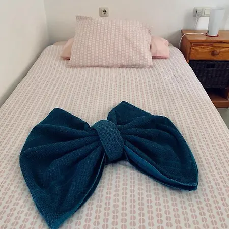 Lovely Nico Playa Blanca, Hot Tub, Communal Pool Vila