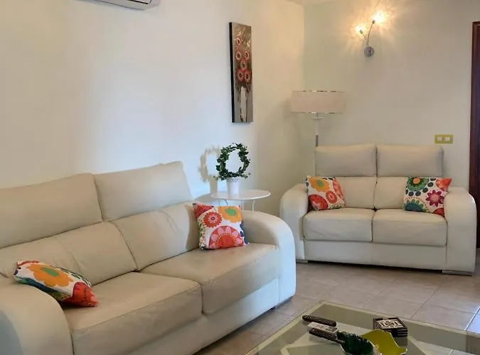 Lovely Nico Playa Blanca, Hot Tub, Communal Pool * Playa Blanca (Lanzarote)