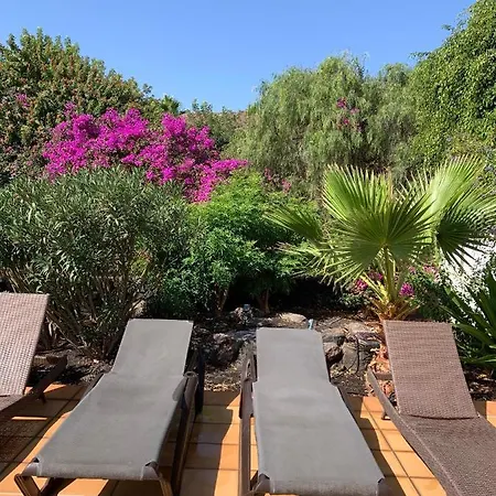 Lovely Nico Playa Blanca, Hot Tub, Communal Pool *