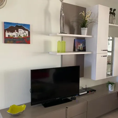 ヴィラ Lovely Nico Playa Blanca, Hot Tub, Communal Pool