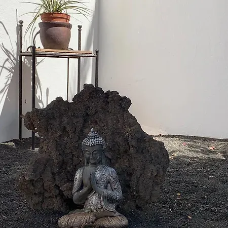 Lovely Nico Playa Blanca, Hot Tub, Communal Pool *