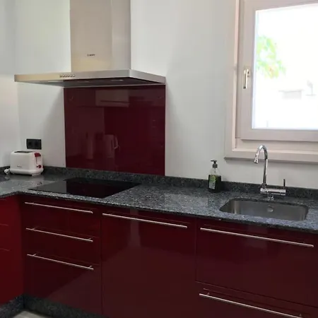 Lovely Nico Playa Blanca, Hot Tub, Communal Pool プラヤ・ブランカ